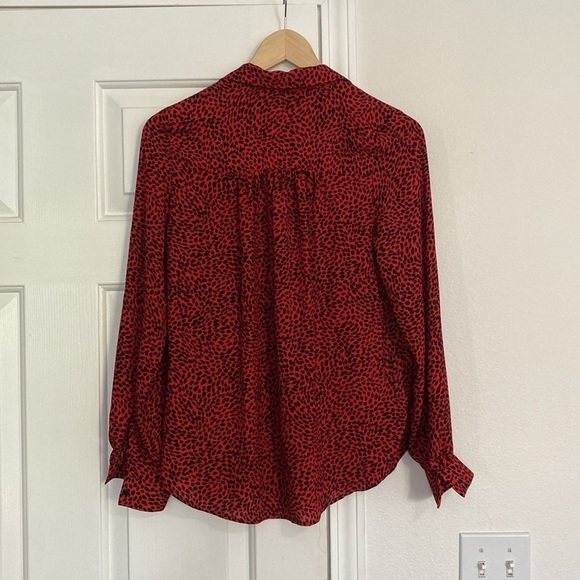 H&M NWTred cheetah print button down shirt. - Picture 3 of 10